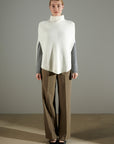 NAMI 10 4-thread cashmere stand-up collar poncho in ecru white