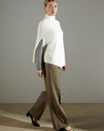 NAMI 10 4-thread cashmere stand-up collar poncho in ecru white