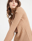 LILLY 15 Cashmere turtleneck sweater in traditional camel ribbing