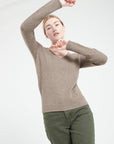 LILLY 20 4-thread cashmere V-neck sweater in taupe