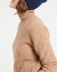 LILLY 32 Round-neck cashmere sweater in camel 4-thread cashmere ribbing