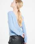 MIA 7 Light blue cashmere V-neck sweater