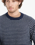 ZACH 3 Round-neck cashmere sweater with 4-thread jacquard pattern in two colors