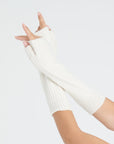 UNI 8 4-thread cashmere mittens with English rib knit in ecru white