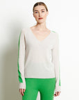 RIA 1 V-neck sweater with band on sleeves in grey/green cashmere