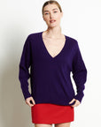 RIA 3 Oversized deep V-neck cashmere sweater in purple