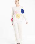 NAMI 27 Round-neck cashmere sweater with hand-embroidered multicolored flowers