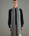 UNI 10 Light grey cashmere 4-ply English rib scarf